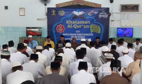 Ratusan warga binaan Lapas Indramayu menggelar khataman Alquran di Masjid Attaqwa Lapas Indramayu (Ilustrasi)