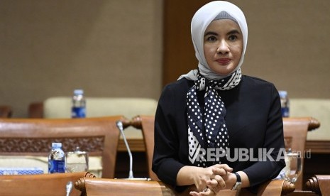 RDP Komisi VII-Pertamina. Direktur Utama PT Pertamina (Persero) Nicke Widyawati bersiap mengikuti Rapat Dengar Pendapat (RDP) dengan Komisi VII DPR di Kompleks Parlemen, Senayan, Jakarta. ilustrasi  