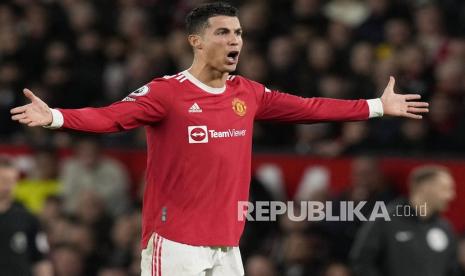  Reaksi Cristiano Ronaldo dari Manchester United saat pertandingan sepak bola Liga Primer Inggris antara Manchester United dan Tottenham Hotspur di Manchester, Inggris, Ahad (13/3) dini hari WIB. 