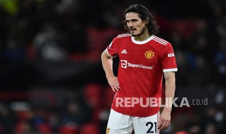 Reaksi Edinson Cavani dari Manchester United setelah kalah dalam pertandingan Liga Inggris antara Manchester United dan Wolverhampton Wanderers di Manchester, Inggris,Selasa (4/1/2022) dini hari WIB.