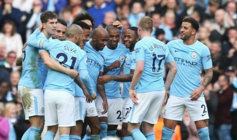 Reaksi para pemain Manchester City pada laga kontra Stoke City pada lanjutan Liga Primer Inggris 2017/2018 di Stadion Etihad, Sabtu (14/10) malam WIB. Pada laga tersebut, City menang dengan skor mencolok, 7-2.