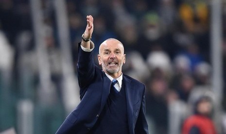  Reaksi pelatih Inter Milan, Stefano Pioli pada laga Serie A lawan Juventus di J-Stadium, Senin (6/2) dini hari WIB. Inter kalah 0-1.