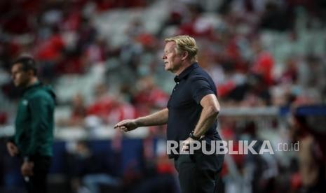 Pelatih kepala FC Barcelona Ronald Koeman.