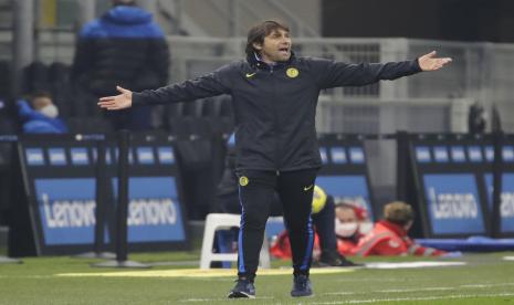  Pelatih kepala Inter Milan Antonio Conte.