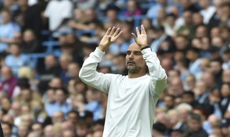 Reaksi pelatih kepala Manchester City Pep Guardiola selama pertandingan sepak bola Liga Premier Inggris antara Manchester City dan Norwich City di stadion Etihad di Manchester, Inggris, Sabtu, 21 Agustus 2021.