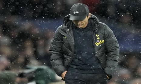 Pelatih kepala Tottenham Hotspur Antonio Conte 