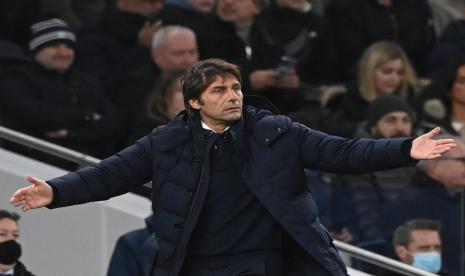 Pelatih Tottenham Hotspur Antonio Conte.