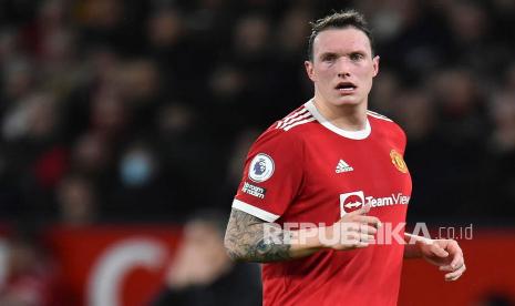 Bek Manchester United Phil Jones. Musim ini dipastikan menjadi musim terakhir Phil Jones memperkuat Man United.