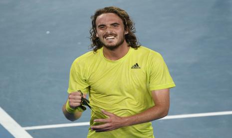  Reaksi  petenis Yunani Stefanos Tsitsipas.