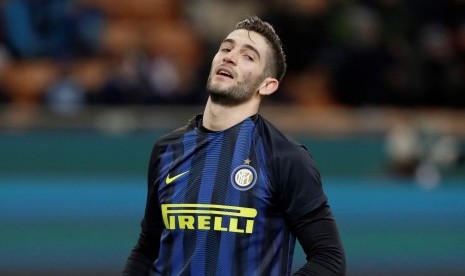 Gelandang Inter Milan, Roberto Gagliardini, yang hengkang ke AC Monza pada musim 2023/2024. 