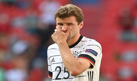 Reaksi Thomas Mueller dari Jerman selama pertandingan sepak bola babak penyisihan grup F UEFA EURO 2020 antara Portugal dan Jerman di Munich, Jerman, 19 Juni 2021.