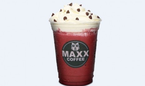 Red velvet frappe dari Maxx Coffee