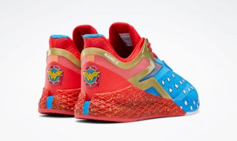 Foto: koleksi sepatu Reebok x Wonder Woman