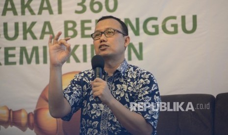 Ketua Dewan Pengurus Dompet Dhuafa Ahmad Juwaini 