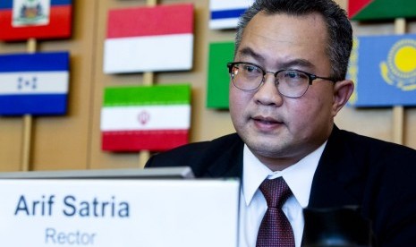 Rektor IPB Arif Satria.  