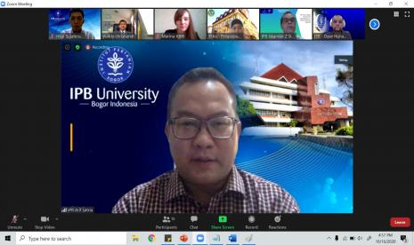 Rektor IPB University Prof Dr Arif Satria