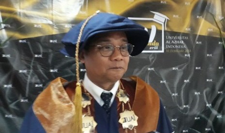 Rektor Universitas Al-Azhar Indonesia, Prof Dr Asep Saefuddin 