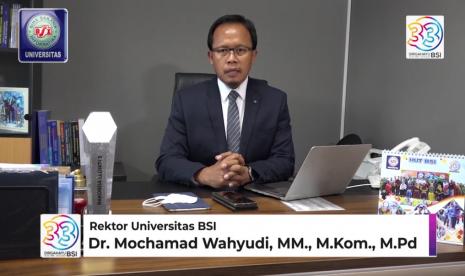 Rektor Universitas BSI, Dr Mochamad Wahyudi