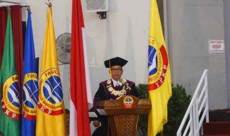 Rektor Universitas Darma Persada (Unsada), Dr. Dadang Solihin, S.E., M.A.