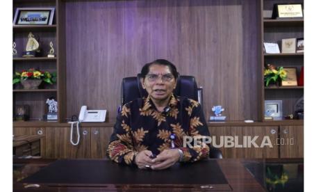 Rektor Universitas Katolik Widya Mandira (Unwira) Kupang, Pater Dr. Philipus Tule,