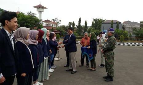 Rektor Unkris Dr Abdul Rivai menyaksikan jalannya kegiatan Prospek Unkris, Rabu (5/9).