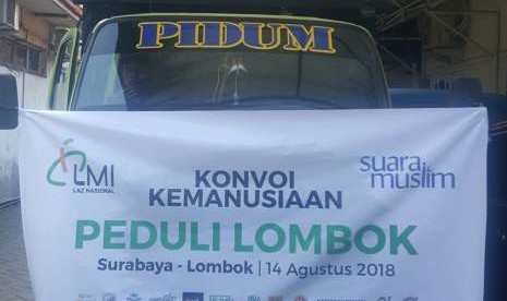 Relawan Nusantara Penanggulangan Bencana (RNPB) Laznas LMI dan Suara Muslim Surabaya melakukan konvoi kemanusiaan menuju Lombok.