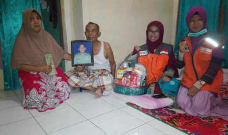 Relawan Rumah Zakat mengunjungi veteran perang di Cilegon