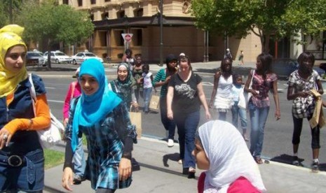 Remaja Muslimah di Australia.