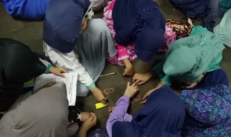 Republika fun science, cara asyik belajar sains untuk anak-anak.