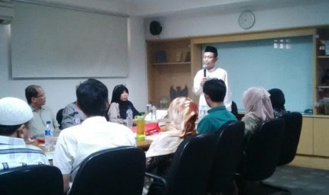 Republika menggelar kegiatan '30 Menit Lancar Baca Alquran' di Kantor Harian Republika, Jakarta, Sabtu (8/4). 