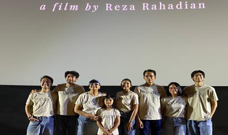 Reza Rahadian akan debut sebagai sutradara dengan mengarahkan film Pangku. Di film ini, Reza memasangkan aktor Fedi Nuril dan aktris Claresta Taufan.