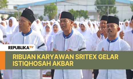 Ribuan karyawan PT Sri Rejeki Isman (Tbk) menggelar Istiqhosah Akbar untuk memohon keselamatan dan kebangkitan kembali Sritex.