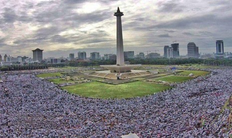 Muslims joined 212 rally at Monas area, Central Jakarta, on December 2, 2016.