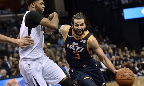 Ricky Rubio (kanan) 