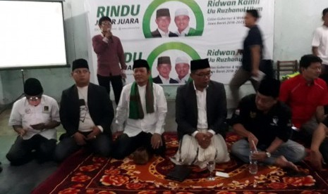 Ridwan Kamil Hadiri Pembentukan Tim Relawan di Purwakarta. Foto: Ita Nina Wianrsih/Republika