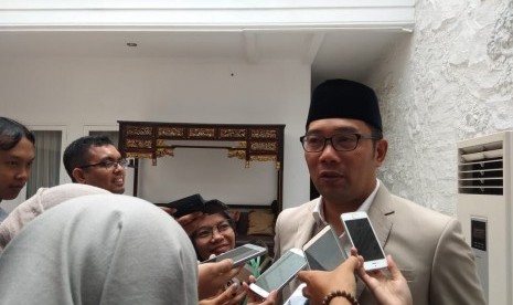 Ridwan Kamil usai menghadiri gelar griya di kediaman Ketua DPD RI Oesman Sapta Odang di Karangasem, Kuningan, Jakarta Selatan, Sabtu (16/6).