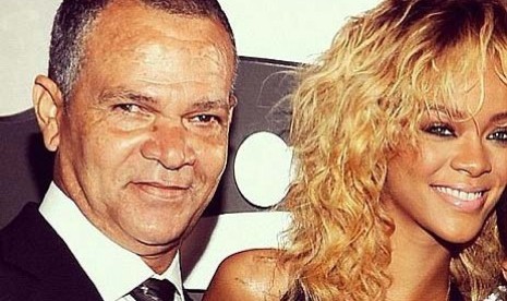 Rihanna dan sang ayah