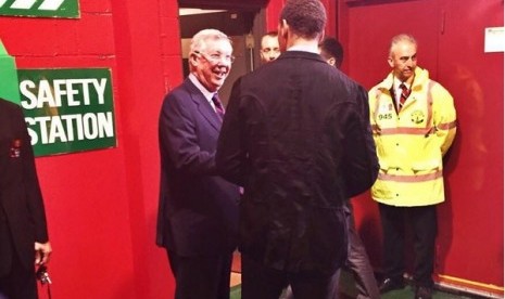 Rio Ferdinand bersama Sir Alex Ferguson di Old Trafford