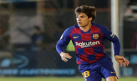 Gelandang Barcelona Riqui Puig 