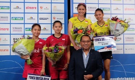 Rizki Amelia Pradipta/Della Destiara Haris menjadi juara di Dutch Open Grand Prix 2017 mengalahkan rekannya sendiri, Anggia Shitta Awanda/Ni Ketut Mahadewi Istarani, dengan skor 21-17, 21-16, Ahad (15/10).