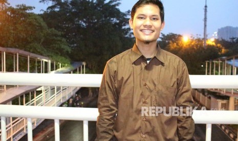  Rizky Fajrianto-Founder Gerakan Rusun Mengajar