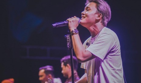 Trilogi karya 'Garis Cinta' Rizky Febian terdiri dari tiga judul lagu berbeda (Foto: Rizky Febian)