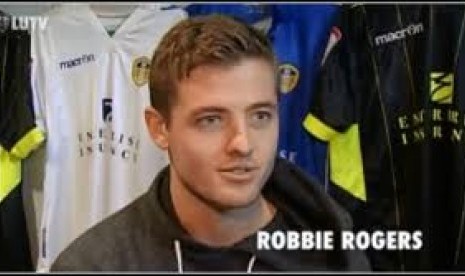 Robbie Rogers, Pemain Muda Leeds United mundur usai mengumumkan dirinya seorang Gay