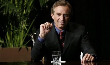 Robert F Kennedy Jr makes comments during the opening minutes of a interview with journalist Charlie Rose in front of a full audience at the AT&T Performing Arts Center Friday, Jan. 11, 2013, in Dallas, Texas. The Kennedys are in Dallas as a year of observ