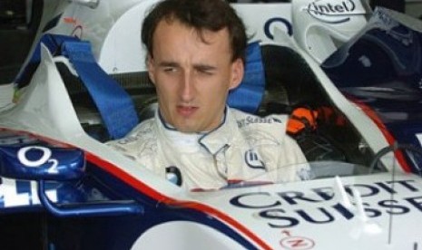 Robert Kubica bersama tim F1, Renault