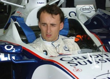 Robert Kubica bersama tim F1, Renault