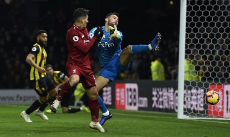 Roberto Firminho mencetak gol untuk Liverpool ke gawang Watford.