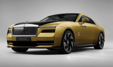 Rolls-Royce Spectre adalah supercar listrik pertama yang diluncurkan Rolls-Royce tabun ini.