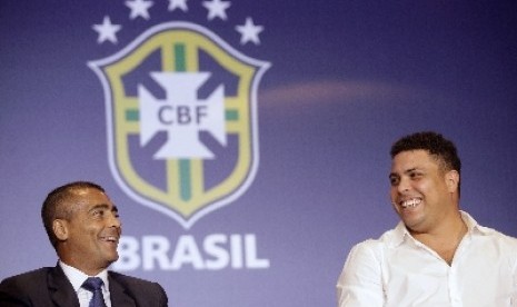 Romario dan Ronaldo.