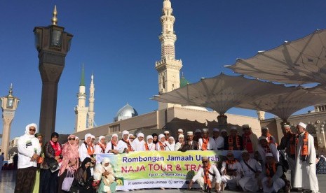 Rombongan jamaah umrah Naja.